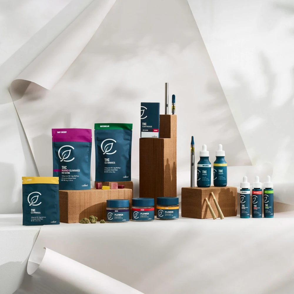 Curaleaf — packaging