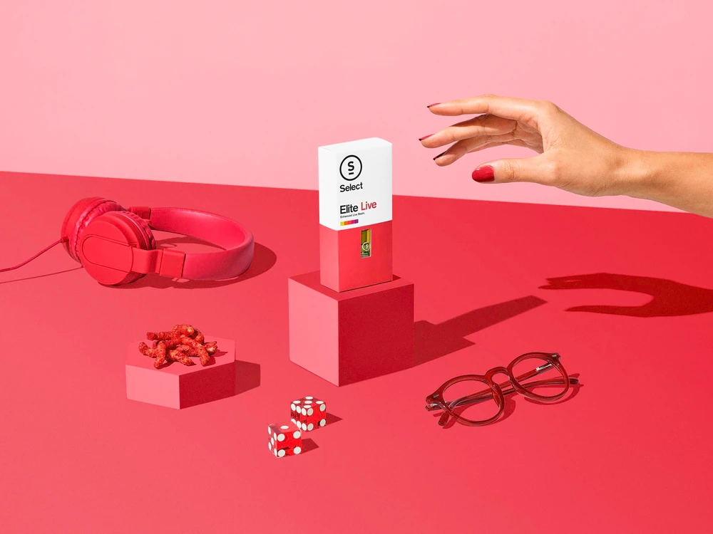 Select / Packaging / Image 3
